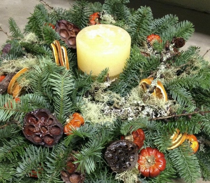 Christmas-candle-arrangement-Inspiritus-scent Luxury Christmas candle arrangement Inspiritus scent St Eval Candles